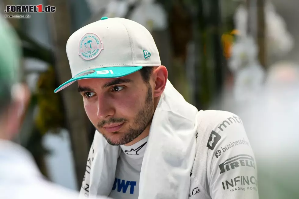 Esteban Ocon (Redaktion: 3) - Wie eben schon erklärt, war er eigentlich nicht besser als Gasly. Im Sprint handelte er sich die von unserem Experten angesprochene Strafe ein, im Rennen hatte er Glück mit dem Safety-Car. Aber: Als er einmal in den Punkten lag, zeigte er eine kämpferische Leistung und verdiente sich so am Ende den Zähler. Foto zur News: Esteban Ocon (Redaktion: 3) - Wie eben schon erklärt, war er eigentlich nicht besser als Gasly. Im Sprint handelte er sich die von unserem Experten angesprochene Strafe ein, im Rennen hatte er Glück mit dem Safety-Car. Aber: Als er einmal in den Punkten lag, zeigte er eine kämpferische Leistung und verdiente sich so am Ende den Zähler.