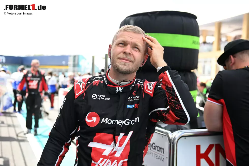 Foto zur News: Kevin Magnussen (Redaktion: 6) - Auch von uns gibt es nach insgesamt 65(!) Strafsekunden in Sprint und Rennen die Höchststrafe. Zwei Redakteure hätten zumindest noch eine 5 gegeben, weil er sich im Sprint laut eigener Aussage in den Dienst des Teams gestellt hat. Die Mehrheit der Redaktion ist nicht so gnädig.