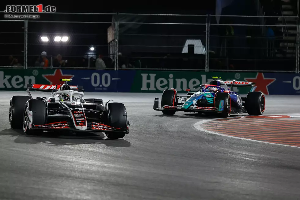 22. Las Vegas: Wie in der echten WM fällt auch hier die Entscheidung in Las Vegas! Hülkenberg feiert vor Titelrivale Tsunoda seinen siebten Saisonsieg und sichert sich damit bereits drei Rennen vor Schluss den Titel. Stand: 1. Hülkenberg (123), 2. Tsunoda (86), 3. Magnussen (68), 4. Gasly (63), 5. Ocon (62.). Foto zur News: 22. Las Vegas: Wie in der echten WM fällt auch hier die Entscheidung in Las Vegas! Hülkenberg feiert vor Titelrivale Tsunoda seinen siebten Saisonsieg und sichert sich damit bereits drei Rennen vor Schluss den Titel. Stand: 1. Hülkenberg (123), 2. Tsunoda (86), 3. Magnussen (68), 4. Gasly (63), 5. Ocon (62.).