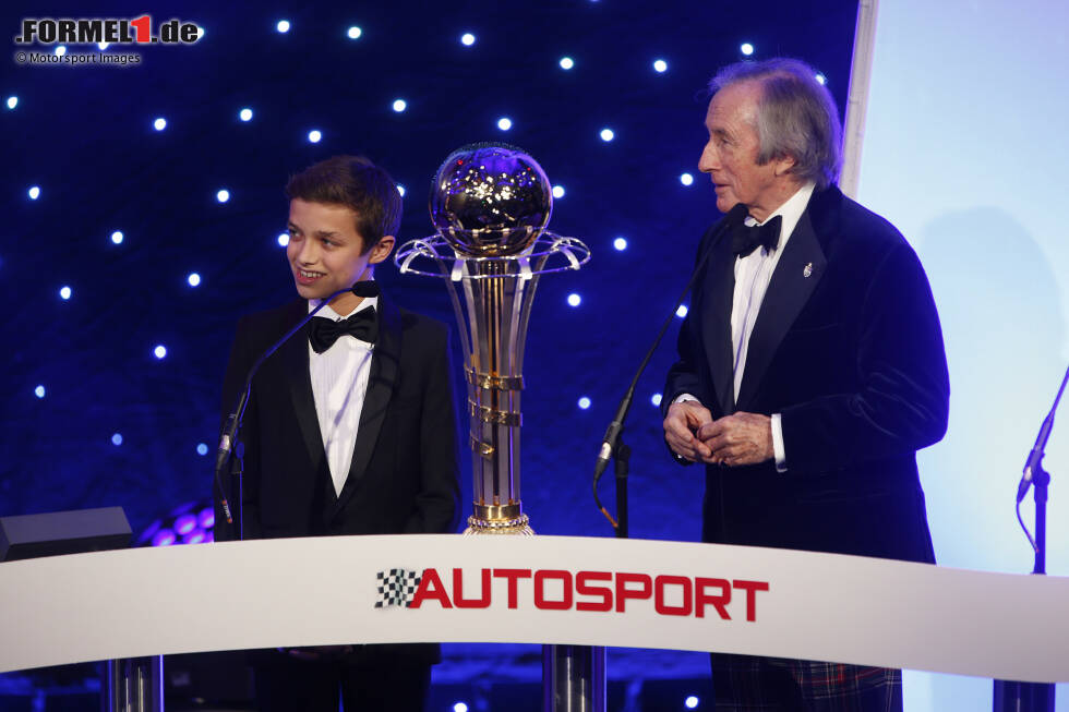 Foto zur News: Dass Lando Norris es im Motorsport weit bringen wird, das deutet sich früh an: Bereits 2013 hat der Brite im Alter von 14 Jahren im Rahmen der Autosport-Awards als amtierender Kart-Europameister seinen ersten Auftritt auf einer großen Bühne. Jackie Stewart ahnt damals schon: Aus dem Jungen wird einmal was!