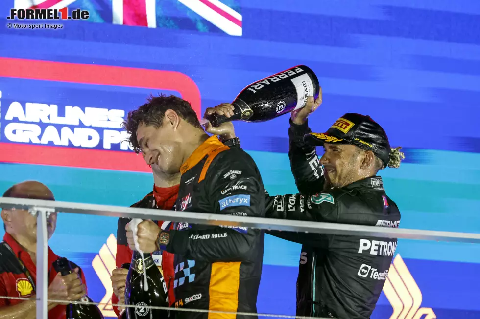 Mit inzwischen 13 Podestplätzen ist Norris zusammen mit Nick Heidfeld damit der erfolgreichste Formel-1-Pilot, der nie ein Rennen gewonnen hat. Mit gerade einmal 24 Jahren dürfte der Brite aber noch einige Zeit haben, um das zu korrigieren. Foto zur News: Mit inzwischen 13 Podestplätzen ist Norris zusammen mit Nick Heidfeld damit der erfolgreichste Formel-1-Pilot, der nie ein Rennen gewonnen hat. Mit gerade einmal 24 Jahren dürfte der Brite aber noch einige Zeit haben, um das zu korrigieren.