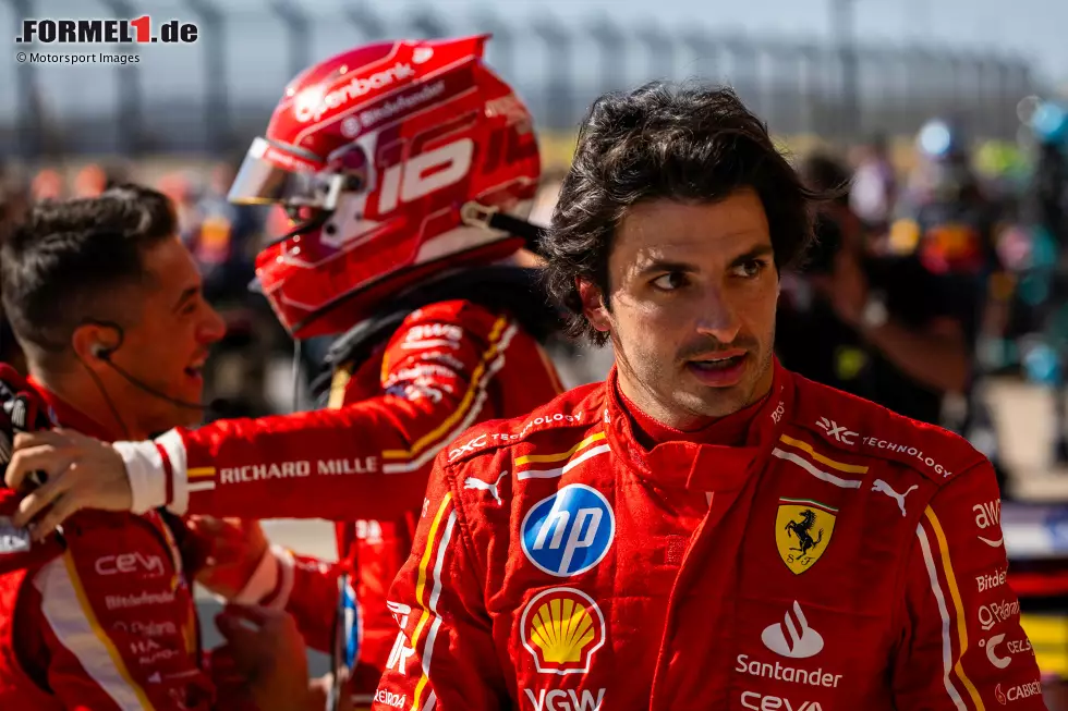 Carlos Sainz (Redaktion: 1) - Das sehen wir anders, denn Sainz hatte beim Start einfach Pech, hinter Verstappen und Norris eingeklemmt zu werden. Ansonsten nämlich nicht langsamer als sein Teamkollege an diesem Wochenende, in Sprint und Qualifying sogar schneller. Das reicht bei uns am Ende zur 1-. Foto zur News: Carlos Sainz (Redaktion: 1) - Das sehen wir anders, denn Sainz hatte beim Start einfach Pech, hinter Verstappen und Norris eingeklemmt zu werden. Ansonsten nämlich nicht langsamer als sein Teamkollege an diesem Wochenende, in Sprint und Qualifying sogar schneller. Das reicht bei uns am Ende zur 1-.