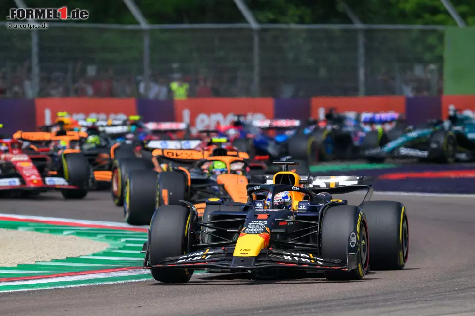 Max Verstappen (Marc Surer: 2) - "Auch unter Druck stark, das kennen wir. Doch viele Fehler in den Freien Trainings." Foto zur News: Max Verstappen (Marc Surer: 2) - "Auch unter Druck stark, das kennen wir. Doch viele Fehler in den Freien Trainings."