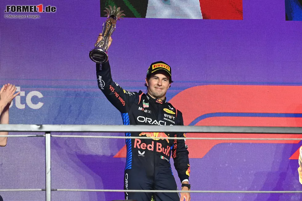 Sergio Perez (Marc Surer: 2) - "Er fährt auf dieser Strecke traditionell ausgezeichnet, hat dort ja auch schon gewonnen. Wenn da nur nicht sein Teamkollege wäre ..." Foto zur News: Sergio Perez (Marc Surer: 2) - "Er fährt auf dieser Strecke traditionell ausgezeichnet, hat dort ja auch schon gewonnen. Wenn da nur nicht sein Teamkollege wäre ..."