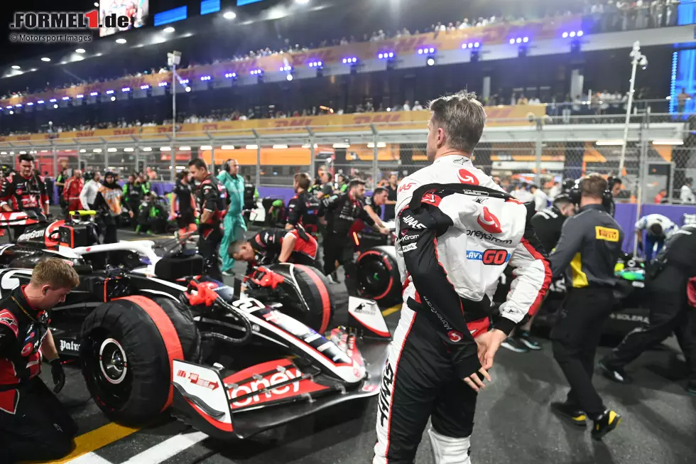 Nico Hülkenberg (Redaktion: 2) - Man kann darüber diskutieren, ob er den Punkt auch ohne das Safety-Car und die anschließende Blockade durch seinen Teamkollegen geholt hätte. Vermutlich nicht. Ändert aber nichts daran, dass er die Taktik dann perfekt umgesetzt hat. Auch für uns eine gute Leistung. Foto zur News: Nico Hülkenberg (Redaktion: 2) - Man kann darüber diskutieren, ob er den Punkt auch ohne das Safety-Car und die anschließende Blockade durch seinen Teamkollegen geholt hätte. Vermutlich nicht. Ändert aber nichts daran, dass er die Taktik dann perfekt umgesetzt hat. Auch für uns eine gute Leistung.