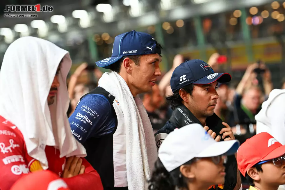 Alexander Albon (Redaktion: 4) - Bei uns wurde länger diskutiert und am Ende ist es nur eine 4 geworden. Im Qualifying hätte er Colapinto deutlicher schlagen müssen, und im Rennen kann man nicht viel bewerten. Unter anderem bleibt der Start, bei dem er mehrere Positionen verlor. Auch hier benoten wir daher schlechter als unser Experte. Foto zur News: Alexander Albon (Redaktion: 4) - Bei uns wurde länger diskutiert und am Ende ist es nur eine 4 geworden. Im Qualifying hätte er Colapinto deutlicher schlagen müssen, und im Rennen kann man nicht viel bewerten. Unter anderem bleibt der Start, bei dem er mehrere Positionen verlor. Auch hier benoten wir daher schlechter als unser Experte.