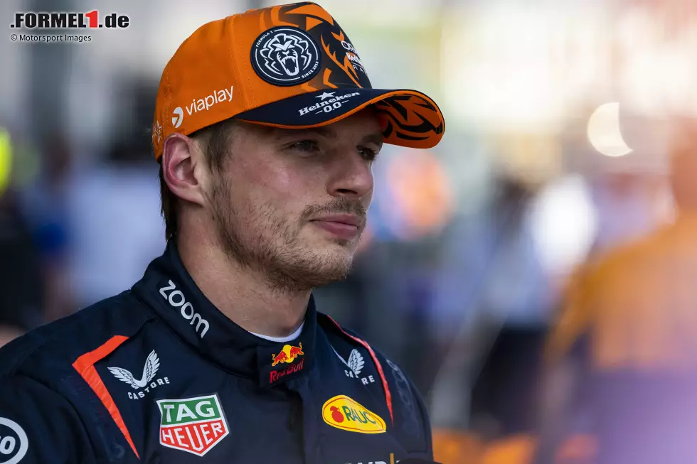 Max Verstappen (Redaktion: 3) - Sehen wir auch so. Bis zum Duell mit Norris war es ein typisches "Einser-Wochenende" vom Weltmeister. Beim Crash selbst und der Schuldfrage gehen die Meinungen etwas auseinander, am Ende gibt es von uns aber eine schlechtere Note als von unserem Experten. Foto zur News: Max Verstappen (Redaktion: 3) - Sehen wir auch so. Bis zum Duell mit Norris war es ein typisches "Einser-Wochenende" vom Weltmeister. Beim Crash selbst und der Schuldfrage gehen die Meinungen etwas auseinander, am Ende gibt es von uns aber eine schlechtere Note als von unserem Experten.