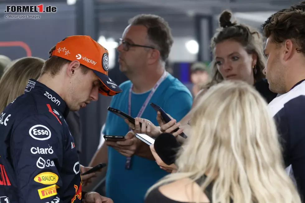 Max Verstappen (Redaktion: 3) - Auch uns waren es unter dem Strich dieses Mal zu viele Fehler. An dem Hamilton-Crash hatte er zumindest auch seinen Anteil, was am Ende noch einen weiteren Platz gegen Leclerc kostete. Mit etwas Pech wäre sein Rennen da sogar ganz vorbei gewesen ... Foto zur News: Max Verstappen (Redaktion: 3) - Auch uns waren es unter dem Strich dieses Mal zu viele Fehler. An dem Hamilton-Crash hatte er zumindest auch seinen Anteil, was am Ende noch einen weiteren Platz gegen Leclerc kostete. Mit etwas Pech wäre sein Rennen da sogar ganz vorbei gewesen ...