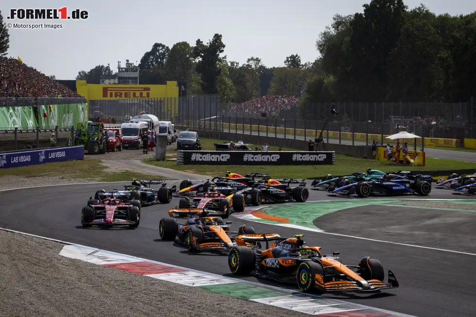 Foto zur News: Flop 4 - Italien 2024: Alles sprach für McLaren: Doppelpole und auf dem Papier die schnellste Rennpace. Doch Lando Norris verlor den Start und fiel nach Runde eins hinter Leader Oscar Piastri und Charles Leclerc zurück. Das Rennen sollte nun über die Strategie entschieden werden. Norris ...