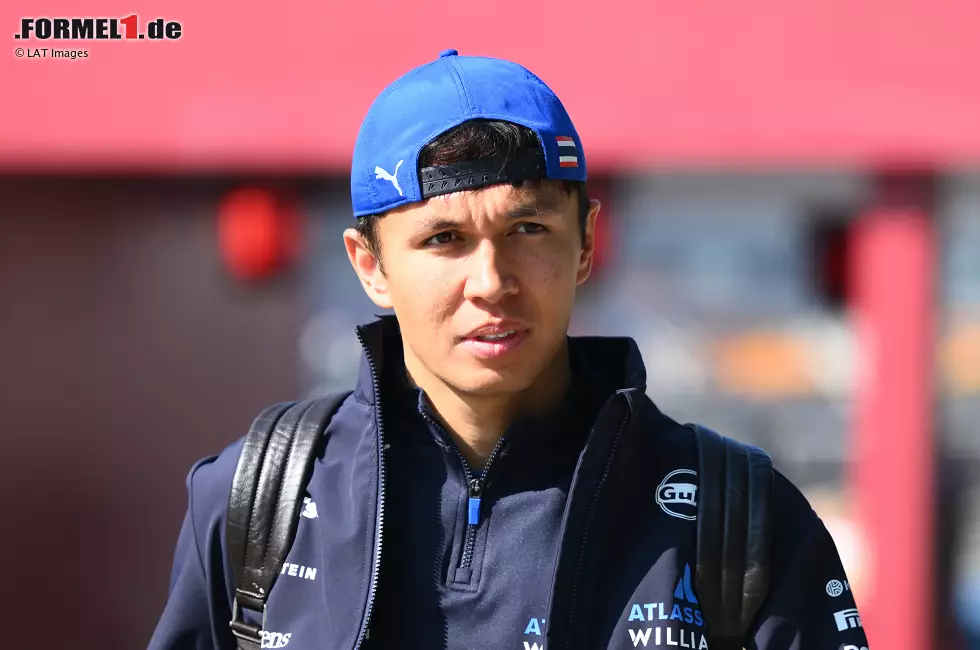 Alexander Albon (Redaktion: 2) - Auch über eine 3 wurde diskutiert, weil er den Teamkollegen zwar wieder im Griff hatte, aber auch nicht so schnell unterwegs war. Letztendlich zählt aber das Ergebnis, und da steht, obwohl die Strategie nicht optimal war, am Ende wieder ein siebter Platz im Williams, was nicht so verkehrt ist. Foto zur News: Alexander Albon (Redaktion: 2) - Auch über eine 3 wurde diskutiert, weil er den Teamkollegen zwar wieder im Griff hatte, aber auch nicht so schnell unterwegs war. Letztendlich zählt aber das Ergebnis, und da steht, obwohl die Strategie nicht optimal war, am Ende wieder ein siebter Platz im Williams, was nicht so verkehrt ist.