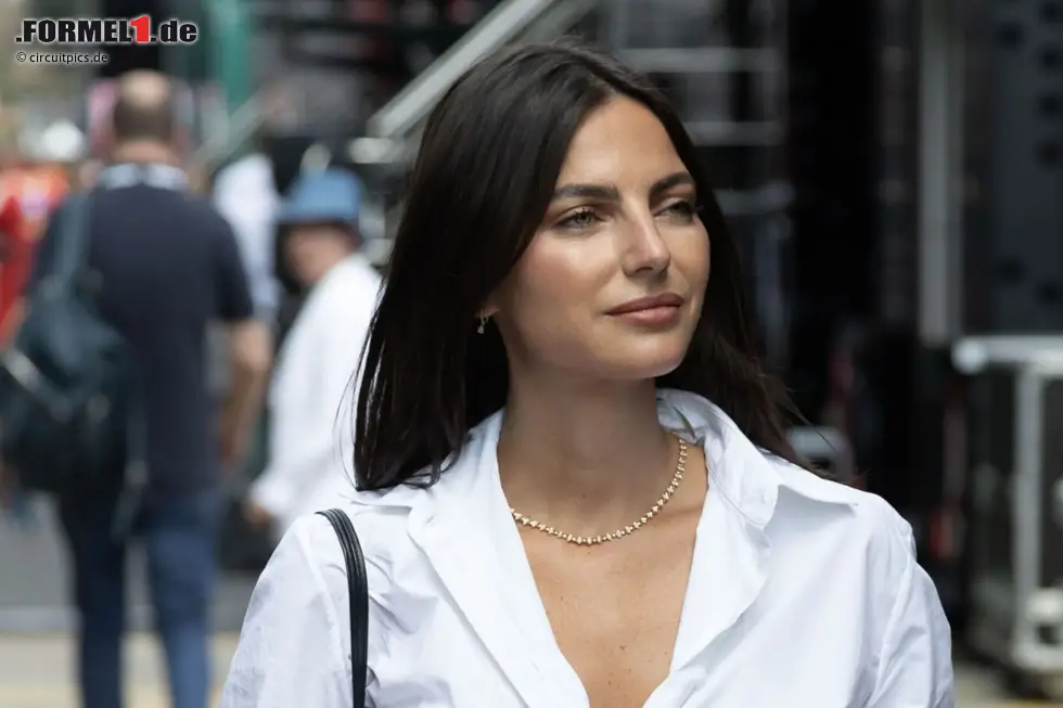 Foto zur News: Kelly Piquet ist die Tochter des dreimaligen Formel-1-Weltmeisters Nelson Piquet aus Brasilien. Seit 2021 ist sie mit Max Verstappen zusammen, das Paar hat eine gemeinsame Tochter.