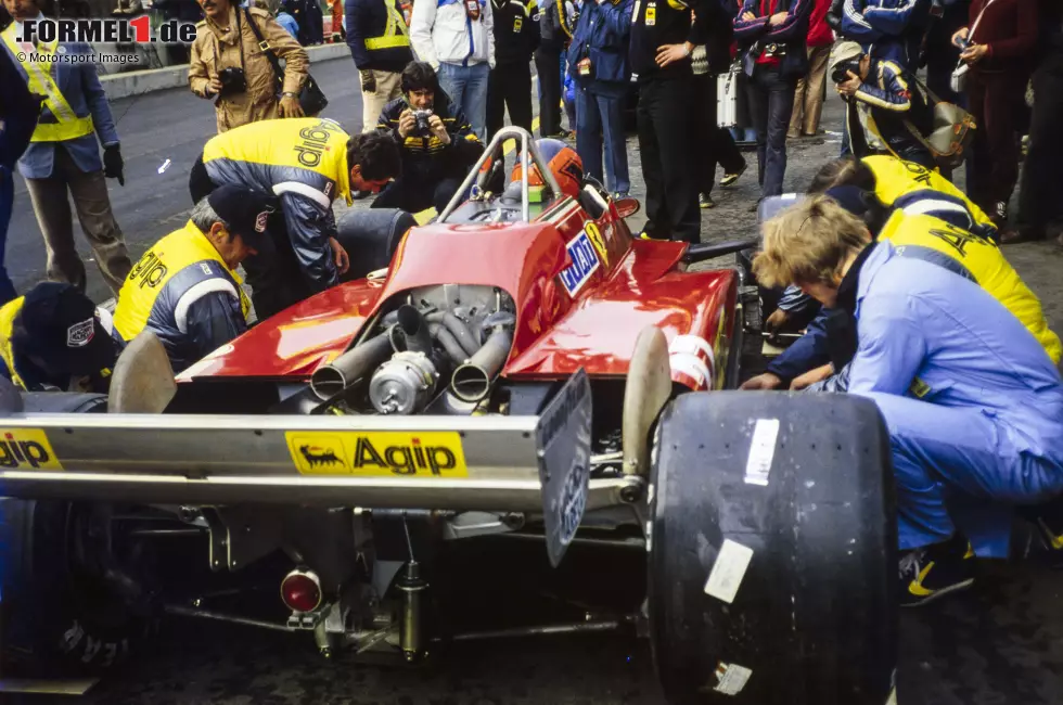 ... kurz darauf beim Belgien-Grand-Prix in Zolder. Im Qualifying holt Villeneuve nochmal frische Reifen - weil er Pironi schlagen will, der bis dahin vor ihm klassiert ist? So weit kommt es aber nicht, denn ... Foto zur News: ... kurz darauf beim Belgien-Grand-Prix in Zolder. Im Qualifying holt Villeneuve nochmal frische Reifen - weil er Pironi schlagen will, der bis dahin vor ihm klassiert ist? So weit kommt es aber nicht, denn ...