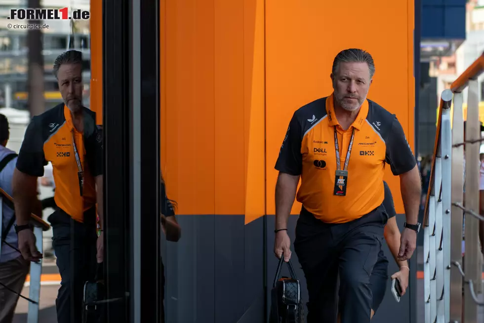 Zak Brown (McLaren-Boss): "Das ist großartig. Ich mag es immer, wenn andere Leute erfolgreich sind. Nico ist schon so lange dabei, ein großartiger Rennfahrer. Das Gefühl, dass er nun zum ersten Mal auf dem Podium war, muss unglaublich sein." Foto zur News: Zak Brown (McLaren-Boss): "Das ist großartig. Ich mag es immer, wenn andere Leute erfolgreich sind. Nico ist schon so lange dabei, ein großartiger Rennfahrer. Das Gefühl, dass er nun zum ersten Mal auf dem Podium war, muss unglaublich sein."