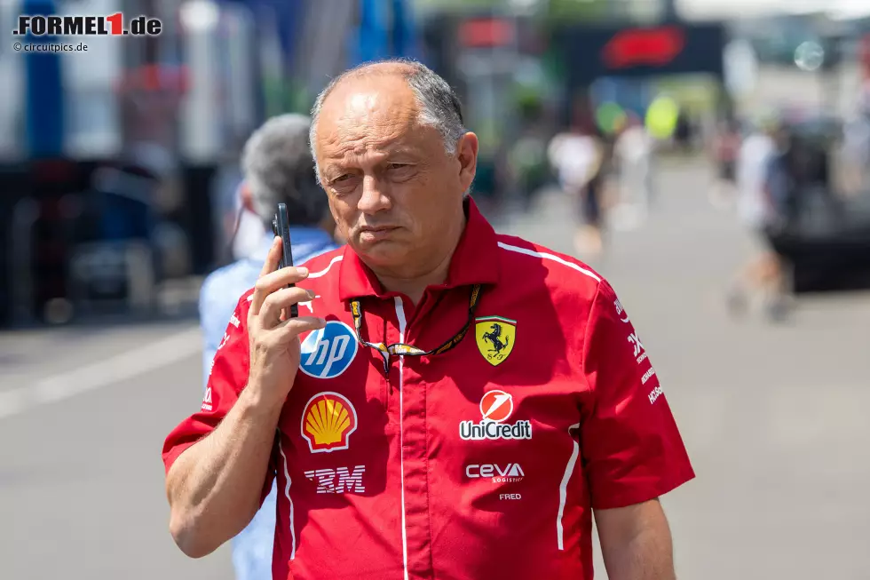 Frederic Vasseur (Ferrari-Teamchef): "Glückwunsch an Nico zu seinem ersten Podium. Angesichts seines unbestrittenen Talents hat er es absolut verdient." Foto zur News: Frederic Vasseur (Ferrari-Teamchef): "Glückwunsch an Nico zu seinem ersten Podium. Angesichts seines unbestrittenen Talents hat er es absolut verdient."