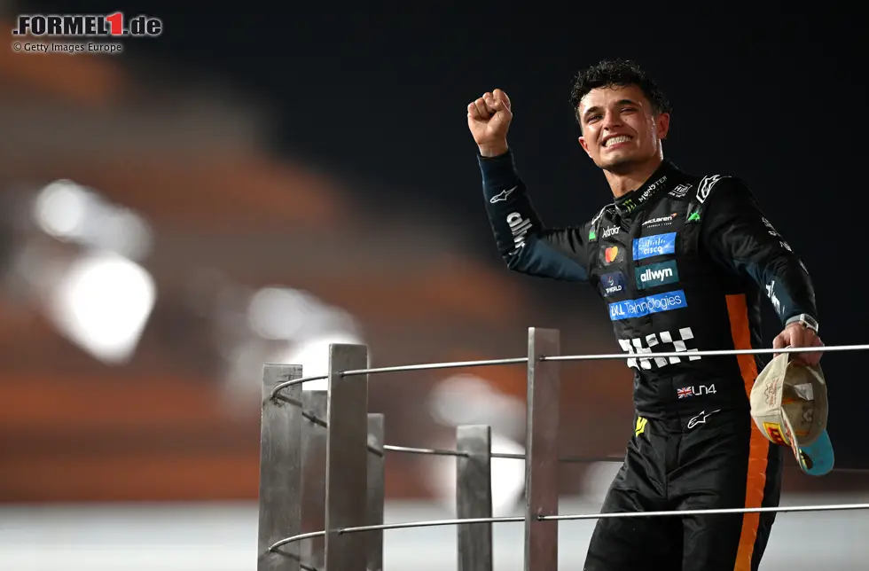 Foto zur News: Jubel auf dem Podium, und ...