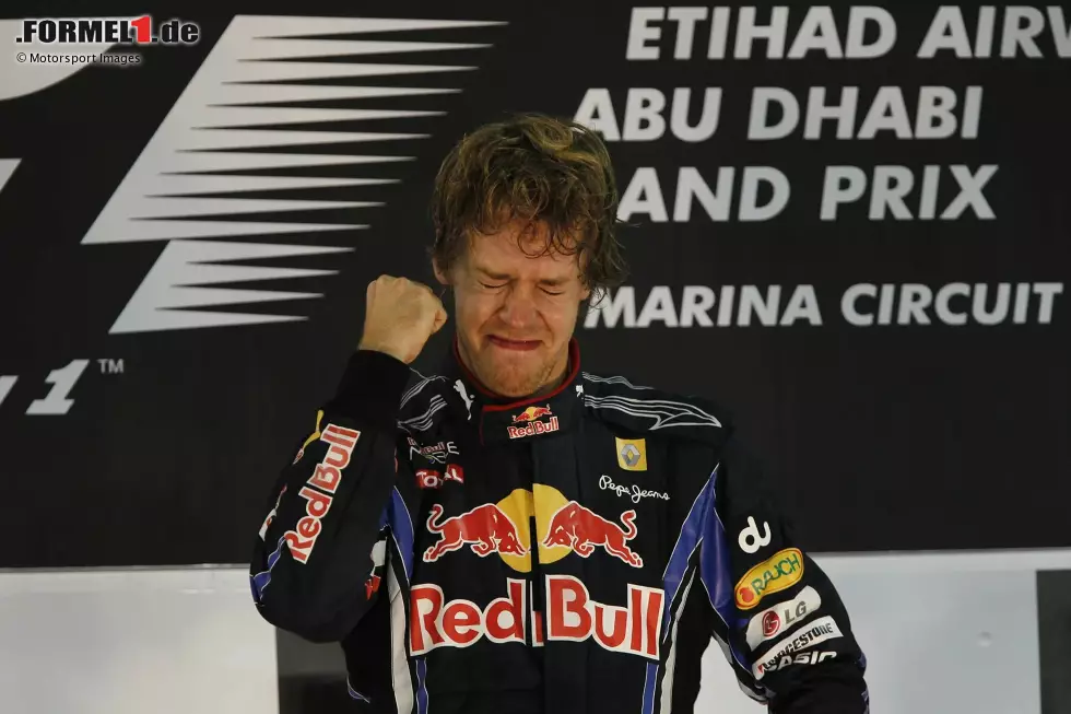 Der jüngste Formel-1-Weltmeister: Sebastian Vettel (Deutschland) - 2010 beim Grand Prix von Abu Dhabi mit 23 Jahren, 4 Monaten und 11 Tagen Foto zur News: Der jüngste Formel-1-Weltmeister: Sebastian Vettel (Deutschland) - 2010 beim Grand Prix von Abu Dhabi mit 23 Jahren, 4 Monaten und 11 Tagen