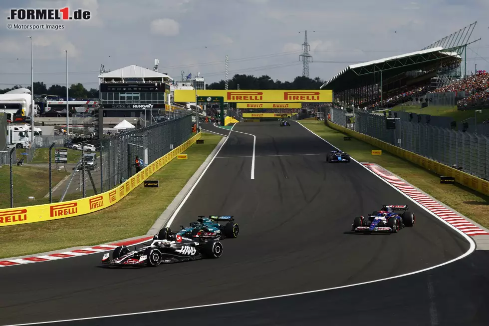 13. Budapest, Ungarn (26. Juli 2026) - Auch der Hungaroring ist bereits seit 1986 dabei und damit fast nicht mehr wegzudenken. Der kurvenreiche und flüssige Kurs lässt den Fahrern kaum Zeit zum Durchatmen, besitzt dafür aber auch nur eine echte Überholstelle. Achtung: Es könnte sehr heiß werden! Foto zur News: 13. Budapest, Ungarn (26. Juli 2026) - Auch der Hungaroring ist bereits seit 1986 dabei und damit fast nicht mehr wegzudenken. Der kurvenreiche und flüssige Kurs lässt den Fahrern kaum Zeit zum Durchatmen, besitzt dafür aber auch nur eine echte Überholstelle. Achtung: Es könnte sehr heiß werden!
