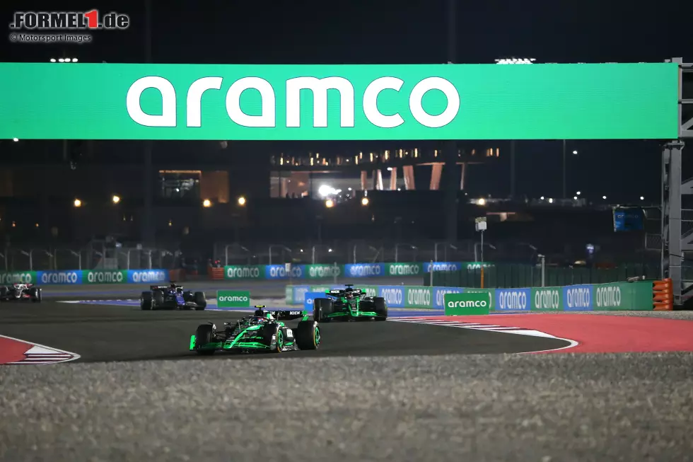 23. Losail, Katar (29. November 2026) - 2021 fuhr die Formel 1 einmal in Katar, doch seit 2023 ist das Rennen regulär im Kalender. Das Comeback des Landes der Fußball-WM 2022 ist langfristig angelegt, allerdings soll Doha bald durch eine neue Megastrecke in Qiddiya abgelöst werden. Foto zur News: 23. Losail, Katar (29. November 2026) - 2021 fuhr die Formel 1 einmal in Katar, doch seit 2023 ist das Rennen regulär im Kalender. Das Comeback des Landes der Fußball-WM 2022 ist langfristig angelegt, allerdings soll Doha bald durch eine neue Megastrecke in Qiddiya abgelöst werden.