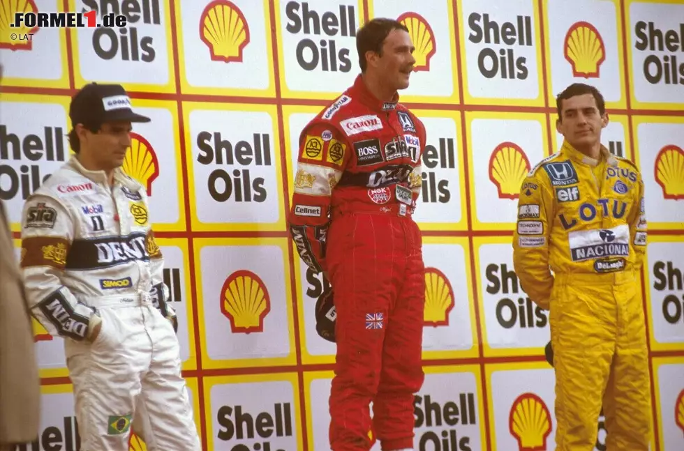 Spa-Francorchamps 1987: Nigel Mansell im Williams (Mitte) und Ayrton Senna im Lotus (rechts) geraten im Rennen aneinander und Mansell fliegt ab. Später stellt Mansell Senna in der Lotus-Box zur Rede und wird handgreiflich, aber die Mechaniker können Schlimmeres verhindern. Foto zur News: Spa-Francorchamps 1987: Nigel Mansell im Williams (Mitte) und Ayrton Senna im Lotus (rechts) geraten im Rennen aneinander und Mansell fliegt ab. Später stellt Mansell Senna in der Lotus-Box zur Rede und wird handgreiflich, aber die Mechaniker können Schlimmeres verhindern.