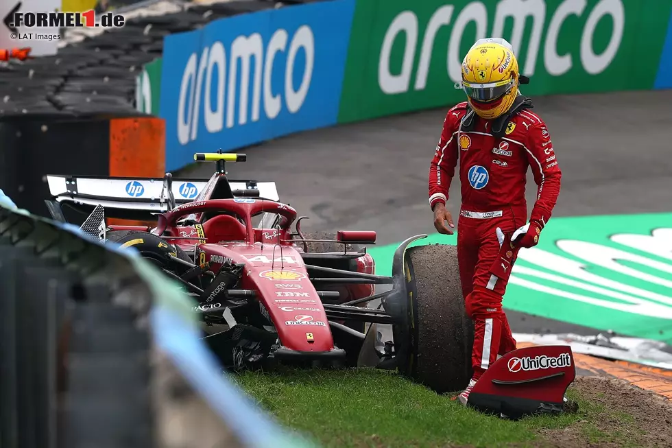 1. Ferrari: Niederlande 2025 - Beide roten Rennen krachen am Ausgang von Kurve 3 in die Barriere. Ist es bei Lewis Hamilton noch ein eigener Fahrfehler bei leichtem Niesel, wird Charles Leclerc später von Andrea Kimi Antonelli gedreht. Foto zur News: 1. Ferrari: Niederlande 2025 - Beide roten Rennen krachen am Ausgang von Kurve 3 in die Barriere. Ist es bei Lewis Hamilton noch ein eigener Fahrfehler bei leichtem Niesel, wird Charles Leclerc später von Andrea Kimi Antonelli gedreht.
