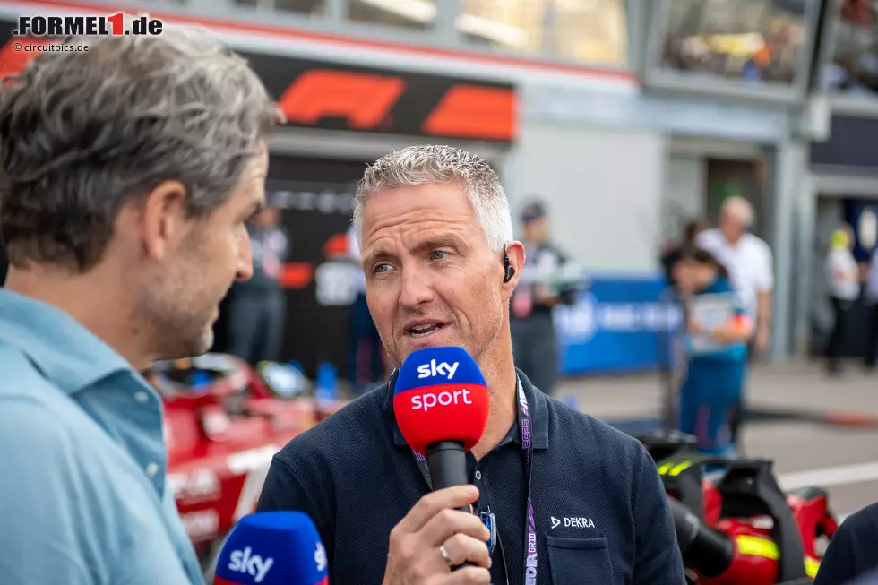 Ralf Schumacher (Sky-Experte): "Das Beste wäre natürlich, wenn man eine Überholmöglichkeit schaffen könnte. Vielleicht muss man wirklich mal sehr viel Geld in die Hand nehmen - es werden ja Teile trockengelegt. Irgendwann wird sich das mal ändern." Foto zur News: Ralf Schumacher (Sky-Experte): "Das Beste wäre natürlich, wenn man eine Überholmöglichkeit schaffen könnte. Vielleicht muss man wirklich mal sehr viel Geld in die Hand nehmen - es werden ja Teile trockengelegt. Irgendwann wird sich das mal ändern."