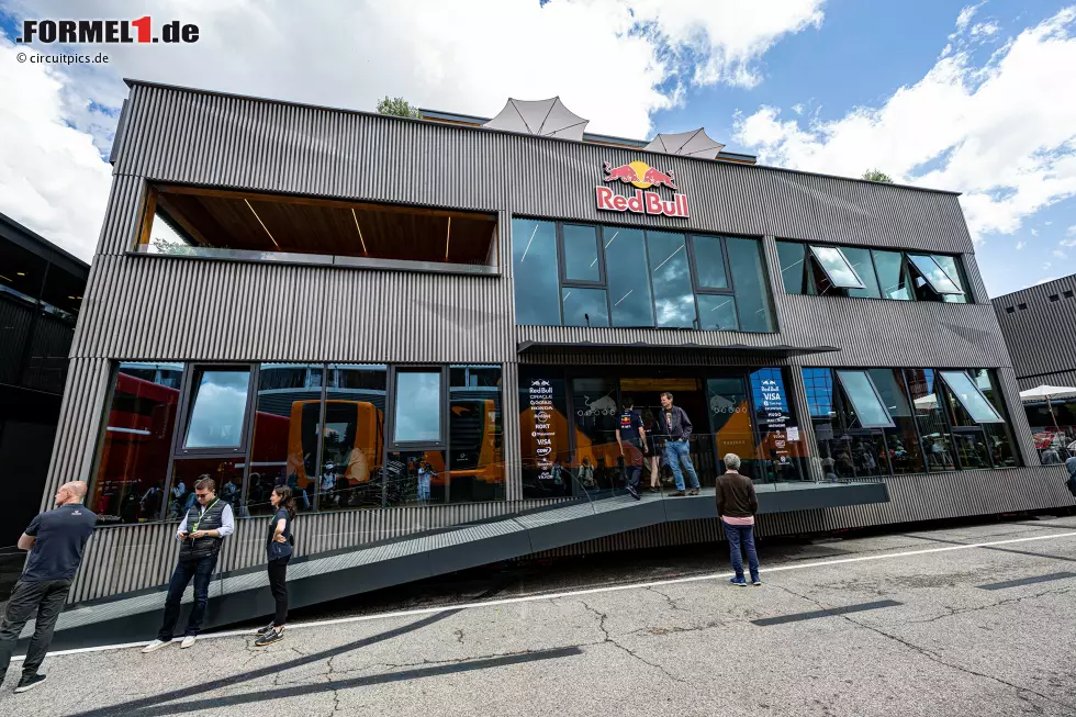 Foto zur News: Red Bull/Racing Bulls