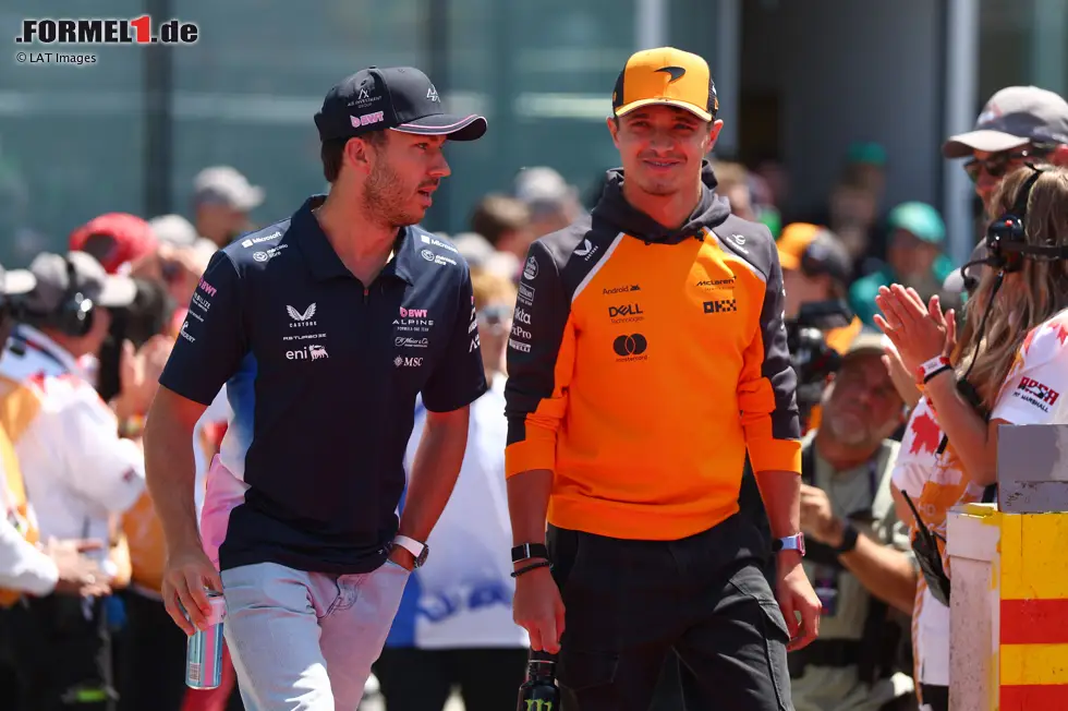 Foto zur News: Pierre Gasly: "Für die Formel 1 ist es schon außergewöhnlich, dass ein Titel durch zwei Punkte entschieden wird. Das ist beeindruckend für den Sport und für die Fans. Letztlich ist es ein enormer Moment für seine Karriere. Ein großer Glückwunsch an Lando."