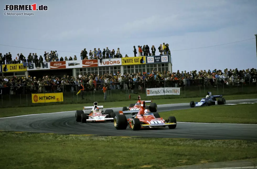 Nivelles-Baulers: Emerson Fittipaldi - Zweimal findet der Große Preis von Belgien in Nivelles statt, weil man den GP abwechselnd zwischen Flandern und Wallonien austragen möchte. Nivelles soll eine sichere Alternative zu Spa sein, ist aber vielleicht ein wenig ZU sicher. Es gibt enorme Auslaufzonen und ein langweiliges Layout. Foto zur News: Nivelles-Baulers: Emerson Fittipaldi - Zweimal findet der Große Preis von Belgien in Nivelles statt, weil man den GP abwechselnd zwischen Flandern und Wallonien austragen möchte. Nivelles soll eine sichere Alternative zu Spa sein, ist aber vielleicht ein wenig ZU sicher. Es gibt enorme Auslaufzonen und ein langweiliges Layout.
