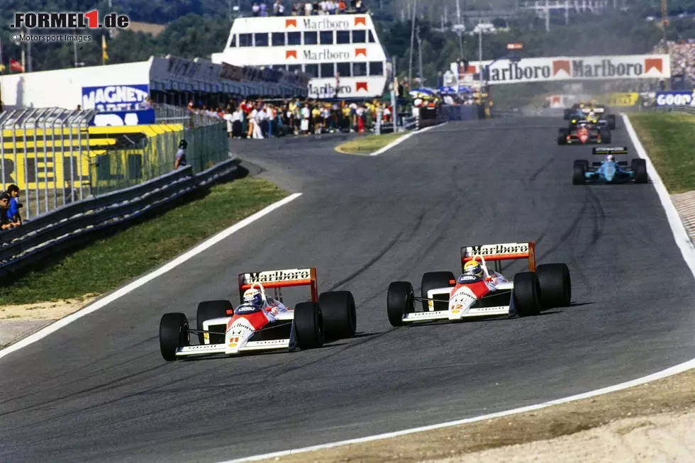Größter Erfolg: Ende der 1980er-Jahre hatte McLaren mit Alain Prost und Ayrton Senna die beiden besten Fahrer unter Vertrag - und einen erbitterten Stallkrieg am Hals. Doch es gab Siege und Titel am Fließband für das Team unter Dennis' Leitung. Später folgten weitere Erfolge mit Mika Häkkinen und Lewis Hamilton. Foto zur News: Größter Erfolg: Ende der 1980er-Jahre hatte McLaren mit Alain Prost und Ayrton Senna die beiden besten Fahrer unter Vertrag - und einen erbitterten Stallkrieg am Hals. Doch es gab Siege und Titel am Fließband für das Team unter Dennis' Leitung. Später folgten weitere Erfolge mit Mika Häkkinen und Lewis Hamilton.
