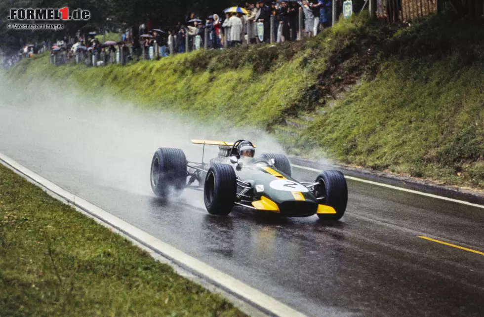 Jochen Rindt (Brabham): Bevor der Österreicher 1970 posthum Weltmeister auf Lotus wird, fährt er 1968 ein Jahr für Brabham. Der Wechsel dorthin ist auf dem Papier logisch, weil das Team gerade zweimal in Folge den Fahrer- und Konstrukteurstitel gewonnen hat. Doch 1968 ... Foto zur News: Jochen Rindt (Brabham): Bevor der Österreicher 1970 posthum Weltmeister auf Lotus wird, fährt er 1968 ein Jahr für Brabham. Der Wechsel dorthin ist auf dem Papier logisch, weil das Team gerade zweimal in Folge den Fahrer- und Konstrukteurstitel gewonnen hat. Doch 1968 ...