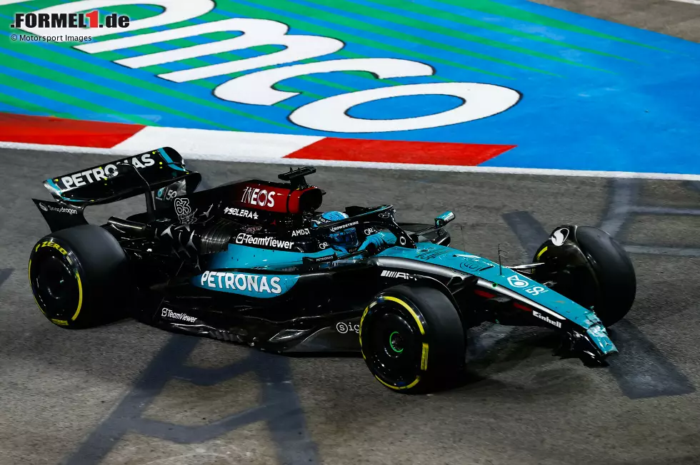 George Russell (Mercedes): Der Brite kommt 2022 als Nachfolger von Valtteri Bottas zu den Silberpfeilen, die da gerade mit dem achten Konstrukteurstitel in Serie einen neuen Formel-1-Rekord aufgestellt haben. Mit Mercedes wird Russell in den kommenden Jahren zwar auch zum Grand-Prix-Sieger, aber ... Foto zur News: George Russell (Mercedes): Der Brite kommt 2022 als Nachfolger von Valtteri Bottas zu den Silberpfeilen, die da gerade mit dem achten Konstrukteurstitel in Serie einen neuen Formel-1-Rekord aufgestellt haben. Mit Mercedes wird Russell in den kommenden Jahren zwar auch zum Grand-Prix-Sieger, aber ...