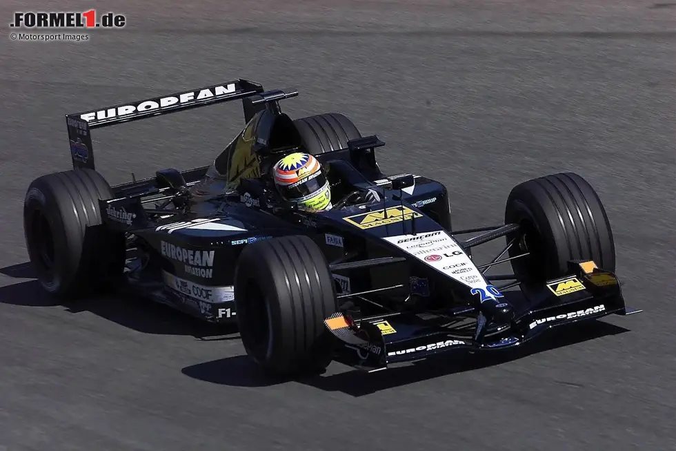 Foto zur News: Alex Yoong nahm in den Jahren 2001 und 2002 als Teamkollege von Fernando Alonso und Mark Webber an insgesamt 14 Formel-1-Rennen für Minardi teil, bevor seine Karriere in der Königsklasse schon wieder beendet war. In den Folgejahren fuhr Yoong in anderen Rennserien ...