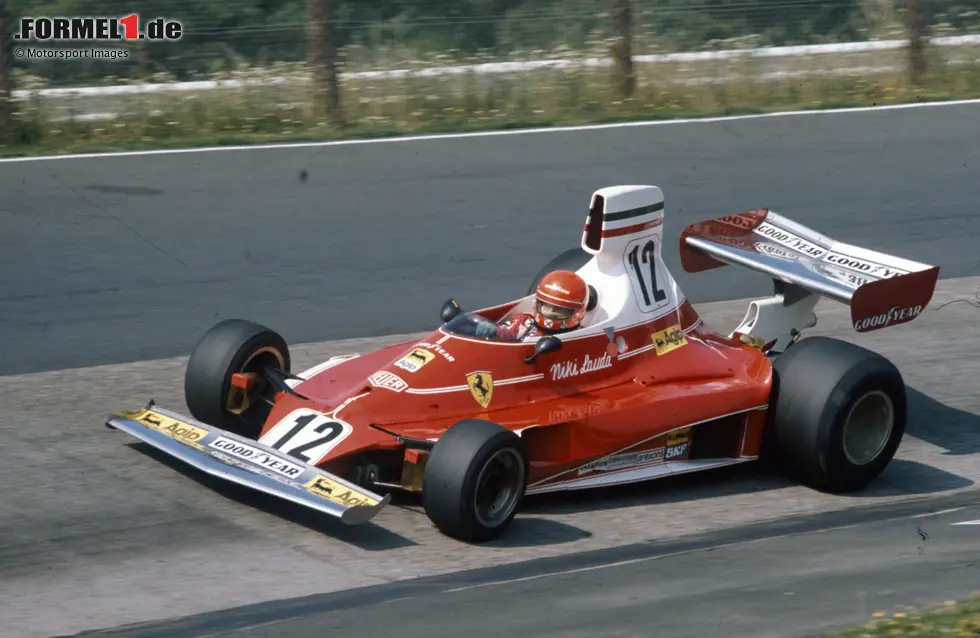 Foto zur News: Der Start eines Formel-1-Weltmeisters beim 24-Stunden-Rennen wäre ein Novum, obwohl sogar Niki Lauda als dreimaliger Weltmeister (1975, 1977, 1984) schon am Eifelklassiker teilgenommen hat.