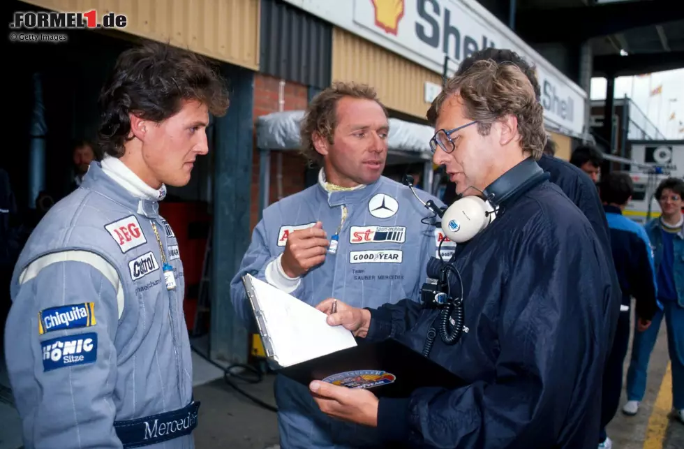 Foto zur News: Einer dieser Männer ist Michael Schumacher. Der spätere siebenmalige Formel-1-Weltmeister fährt 1990 an der Seite von Mass im Mercedes-Sportwagen. Das Duo fährt bei allen drei Rennteilnahmen aufs Podium und gewinnt das Finalrennen in Mexiko.