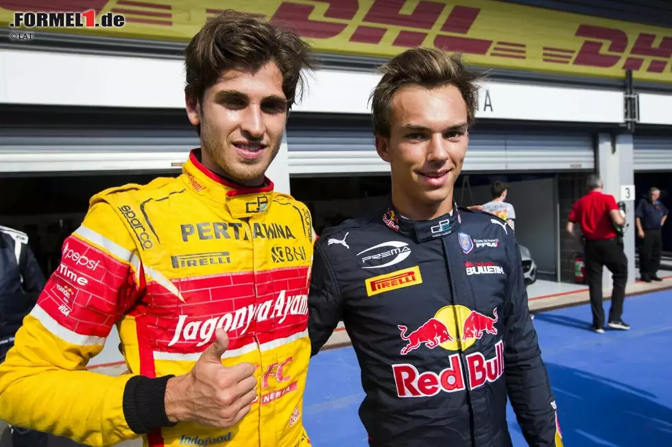 Pierre Gasly: Der Franzose holt seinen ersten Titel im Formelsport 2013 im Formel Renault 2.0 Eurocup. Unter anderem setzt er sich gegen seinen späteren Teamkollegen Esteban Ocon durch. Danach gewinnt er erst 2016 wieder die GP2, ein Jahr später wird er Zweiter in der Super Formula und steigt in die Formel 1 auf. Foto zur News: Pierre Gasly: Der Franzose holt seinen ersten Titel im Formelsport 2013 im Formel Renault 2.0 Eurocup. Unter anderem setzt er sich gegen seinen späteren Teamkollegen Esteban Ocon durch. Danach gewinnt er erst 2016 wieder die GP2, ein Jahr später wird er Zweiter in der Super Formula und steigt in die Formel 1 auf.