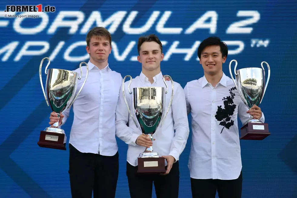 Foto zur News: Oscar Piastri: Wie sein heutiger Teamkollege triumphiert der Australier 2019 im Formel Renault Eurocup. 2020 und 2021 folgt jeweils im Rookiejahr der Titel in Formel 3 beziehungsweise Formel 2. Nach einem Jahr als Alpine-Ersatzpilot geht er seit 2023 für McLaren in der Formel 1 an den Start.
