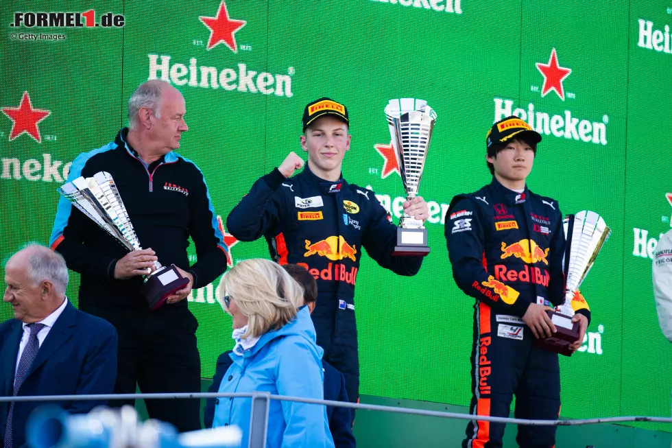 Liam Lawson: 2017 triumphiert der Neuseeländer im Formelsport erstmals in der nationalen Formel-Ford-Serie - als jüngster Meister in der Geschichte mit gerade einmal 15 Jahren. Seinen einzigen Titel auf internationaler Ebene holt er 2019 in der Toyota Racing Series. Foto zur News: Liam Lawson: 2017 triumphiert der Neuseeländer im Formelsport erstmals in der nationalen Formel-Ford-Serie - als jüngster Meister in der Geschichte mit gerade einmal 15 Jahren. Seinen einzigen Titel auf internationaler Ebene holt er 2019 in der Toyota Racing Series.