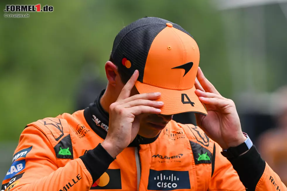 Foto zur News: ... findet danach deutliche Worte und erklärt bei Sky: &quot;Ist halt typisch Norris. [...] Ein Hamilton oder ein Verstappen hätte da nicht drei Fehler drin gehabt in der Aufholjagd.&quot;