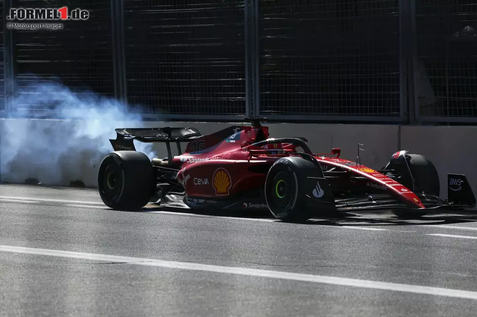 Foto zur News: Großer Preis von Aserbaidschan 2022: Erst verliert er die Führung an Sergio Perez, holt sich die Spitze durch einen Boxenstopp unter VSC allerdings zurück, bevor er mit Motorschaden aufgeben muss.