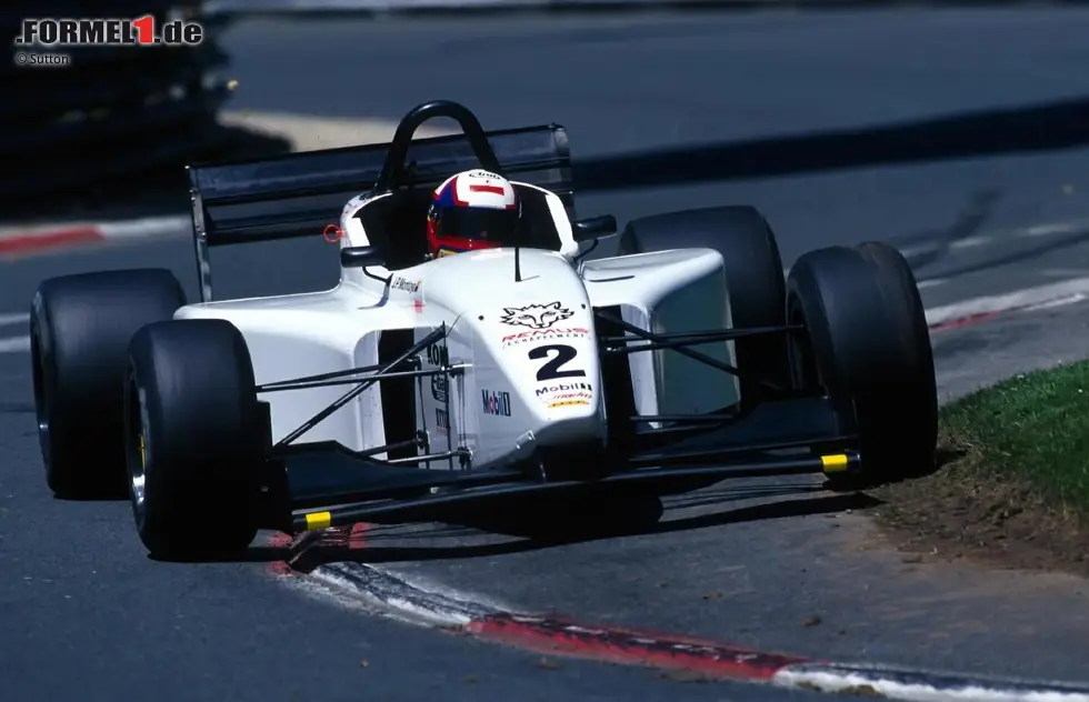 Foto zur News: Ab 1996 tritt RSM Marko auch in der Formel-3000-Meisterschaft an, wo Jörg Müller auf Anhieb den Titel holt. Helmut Marko hat ein Gespür für talentierte Fahrer und verpflichtet Juan Pablo Montoya. Der Kolumbianer feiert 1997 zwar drei Siege, verpasst den Titel am Ende allerdings knapp. Dennoch gilt RSM Marko bereits als Talentschmiede.