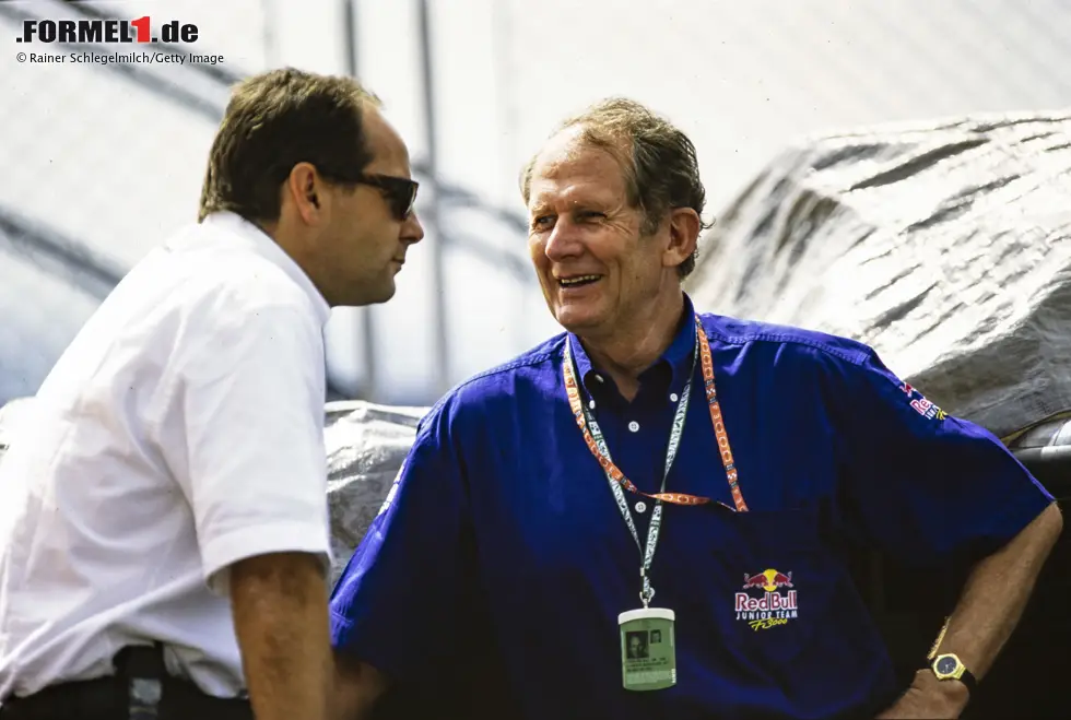 Foto zur News: Helmut Marko tritt fortan in den Farben von Red Bull an der Rennstrecke auf und wird zum Verantwortlichen des Nachwuchsprogramms. Der Österreicher hatte einst auch seinem Landsmann Gerhard Berger bei dessen Aufstieg in die Formel 1 begleitet.