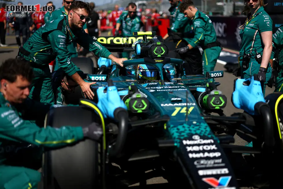 Foto zur News: Fernando Alonso (Marc Surer: 2) - "Stark auf eine Runde, aber im Rennen zu langsam."