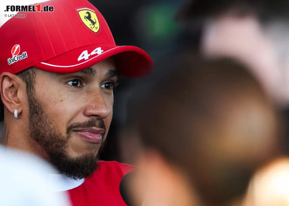 Lewis Hamilton (Redaktion: 2) - Er bekommt von uns eine bessere Note. Der Trend zeigt nach oben, weshalb er in Sprint (inklusive Qualifikation) vor dem Teamkollegen landete. Das Rennen am Sonntag war dann auch nicht so verkehrt. Eine schwache 2 zwar, aber er bekommt sie von uns noch. Foto zur News: Lewis Hamilton (Redaktion: 2) - Er bekommt von uns eine bessere Note. Der Trend zeigt nach oben, weshalb er in Sprint (inklusive Qualifikation) vor dem Teamkollegen landete. Das Rennen am Sonntag war dann auch nicht so verkehrt. Eine schwache 2 zwar, aber er bekommt sie von uns noch.