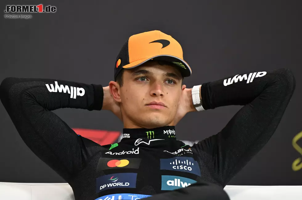 Lando Norris (Redaktion: 3) - Ein Redakteur hätte sogar nur eine 4 gegeben, weil es in Summe einfach zu viele Fehler waren und McLaren hier im Normalfall einen Doppelsieg holen muss. Führt die WM zwar weiter an, aber so wird es schwierig mit dem Titel. Foto zur News: Lando Norris (Redaktion: 3) - Ein Redakteur hätte sogar nur eine 4 gegeben, weil es in Summe einfach zu viele Fehler waren und McLaren hier im Normalfall einen Doppelsieg holen muss. Führt die WM zwar weiter an, aber so wird es schwierig mit dem Titel.