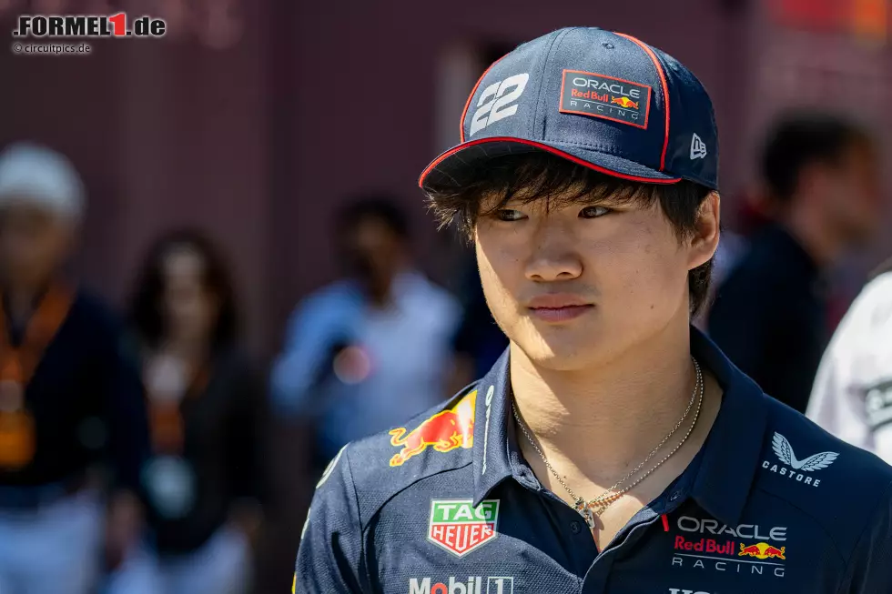 Yuki Tsunoda (Redaktion: 5) - Das geht uns auch so. Der letzte Platz im Qualifying ist im Red Bull indiskutabel. Die wahrscheinlich schlechteste Nachricht für Tsunoda ist, dass er selbst nicht versteht, warum er so langsam ist. Ein Aufwärtstrend ist also erst einmal nicht absehbar. Foto zur News: Yuki Tsunoda (Redaktion: 5) - Das geht uns auch so. Der letzte Platz im Qualifying ist im Red Bull indiskutabel. Die wahrscheinlich schlechteste Nachricht für Tsunoda ist, dass er selbst nicht versteht, warum er so langsam ist. Ein Aufwärtstrend ist also erst einmal nicht absehbar.