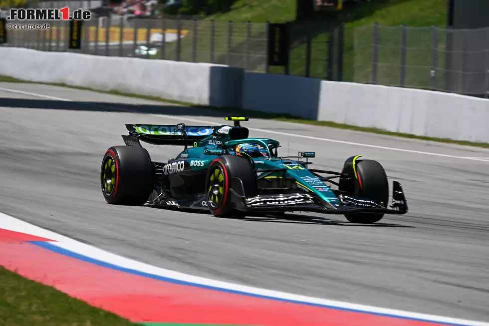Fernando Alonso (Marc Surer: 3) - "Der Ausritt ins Kiesbett verhindert eine bessere Note." Foto zur News: Fernando Alonso (Marc Surer: 3) - "Der Ausritt ins Kiesbett verhindert eine bessere Note."