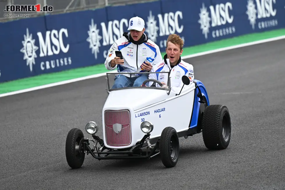 Foto zur News: Liam Lawson (Redaktion: 3) - Erneute Zustimmung. Ein gutes Rennen, in dem er die Einstoppstrategie sauber umgesetzt hat. Abzüge gibt es allerdings für den Sprint und seine Strafe. Außerdem im Qualifying langsamer als der Teamkollege.