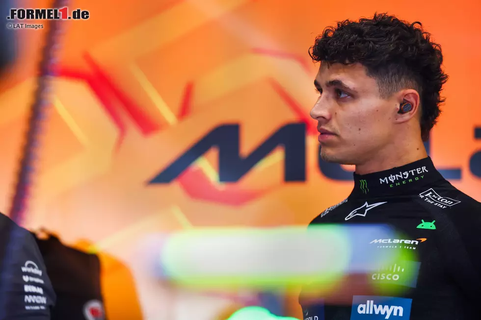 Lando Norris (Redaktion: 4) - Auch er bekommt von uns eine schlechtere Note. Brachte sich mit dem Crash im Qualifying um alle Siegchancen, im Rennen ließ es sich dann zweimal von Hamilton abkochen. P4 als Schadensbegrenzung, aber natürlich zu wenig in einem siegfähigen Auto. Foto zur News: Lando Norris (Redaktion: 4) - Auch er bekommt von uns eine schlechtere Note. Brachte sich mit dem Crash im Qualifying um alle Siegchancen, im Rennen ließ es sich dann zweimal von Hamilton abkochen. P4 als Schadensbegrenzung, aber natürlich zu wenig in einem siegfähigen Auto.