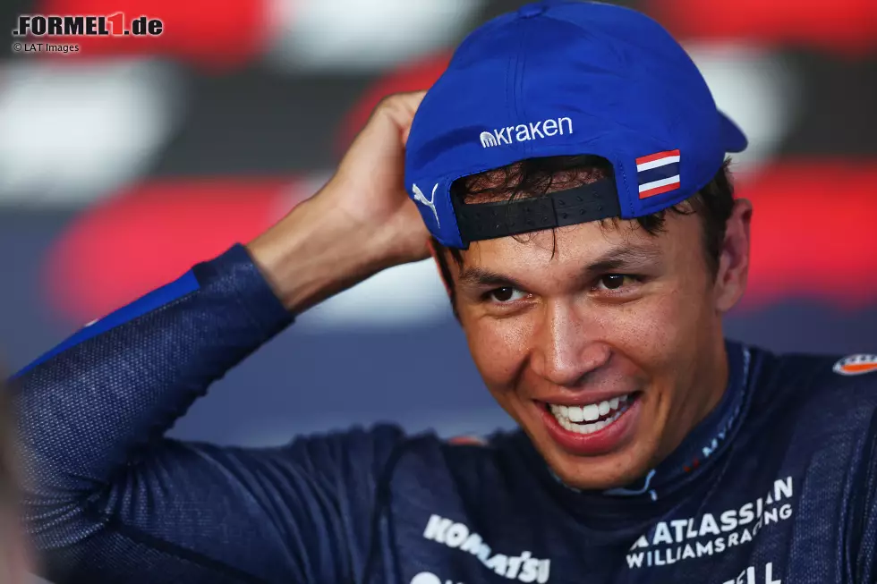 Alexander Albon (Redaktion: 2) - Auch bei uns hätte ein Redakteur die Bestnote gegeben. Die Mehrheit war aber dagegen, weil er unter anderem im Qualifying hinter dem Teamkollegen landete. Im Rennen dann stark, aber auf der gleichen Strategie wäre er vermutlich hinter Sainz geblieben. Foto zur News: Alexander Albon (Redaktion: 2) - Auch bei uns hätte ein Redakteur die Bestnote gegeben. Die Mehrheit war aber dagegen, weil er unter anderem im Qualifying hinter dem Teamkollegen landete. Im Rennen dann stark, aber auf der gleichen Strategie wäre er vermutlich hinter Sainz geblieben.
