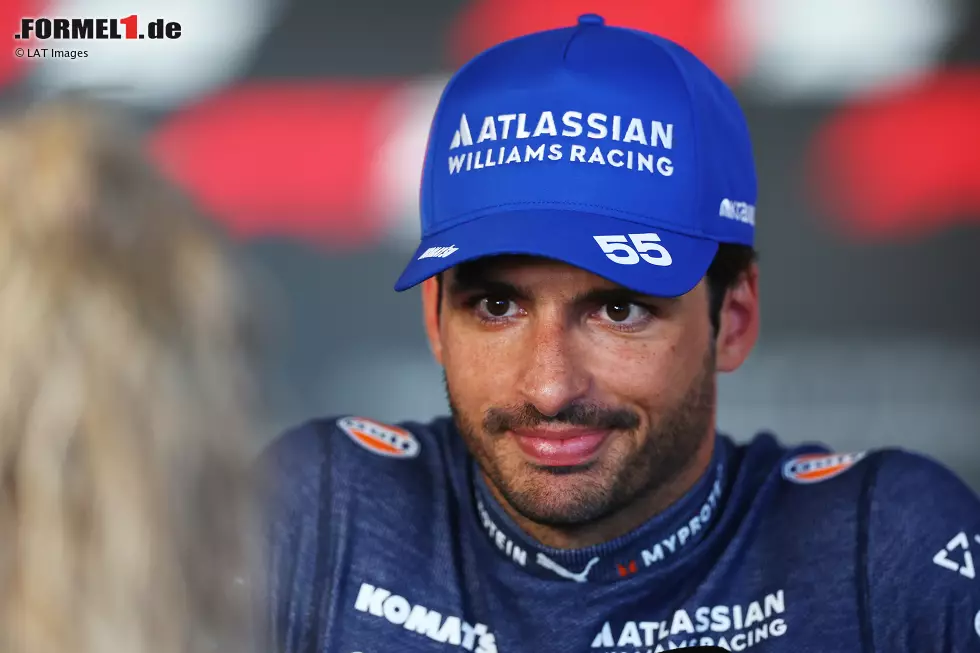 Carlos Sainz (Redaktion: 2) - Ihn haben wir stärker gesehen, denn er schlug Albon im Qualifying und war auch im Rennen nicht langsamer. Der Unterschied war die Strategie, die bei Sainz nicht aufging. Er fiel deswegen zwischenzeitlich sogar aus den Top 10, kämpfte sich aber gut wieder in die Punkte zurück. Foto zur News: Carlos Sainz (Redaktion: 2) - Ihn haben wir stärker gesehen, denn er schlug Albon im Qualifying und war auch im Rennen nicht langsamer. Der Unterschied war die Strategie, die bei Sainz nicht aufging. Er fiel deswegen zwischenzeitlich sogar aus den Top 10, kämpfte sich aber gut wieder in die Punkte zurück.